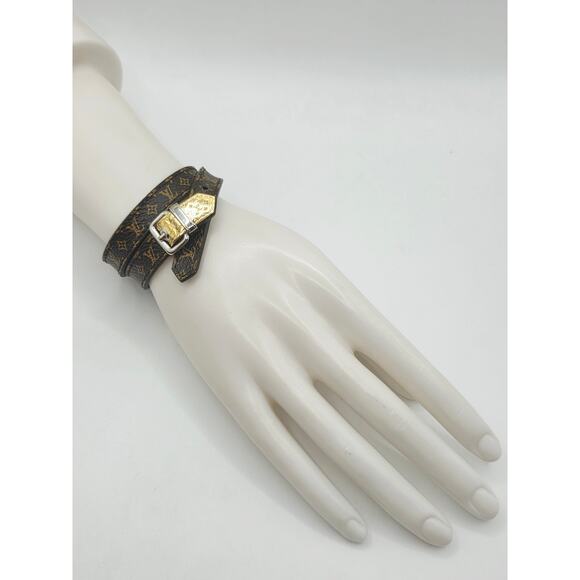 Louis Vuitton Brown 'Fasten Your LV' Monogram Wrap Bracelet - Picture 7 of 16